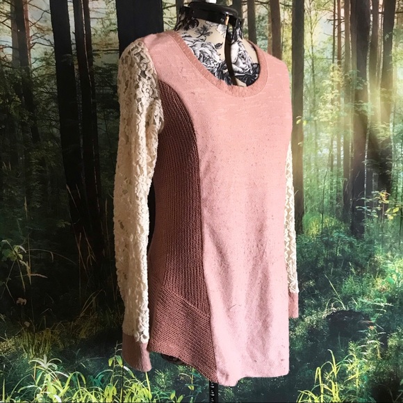 Pastel Pink And Lace Tunic-Style Top - Picture 2 of 3